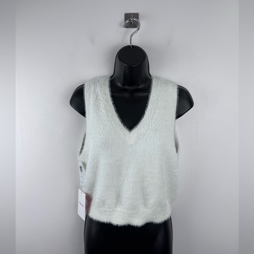 NWT Aritzia Sunday Best Women Tia Vest Size Medium